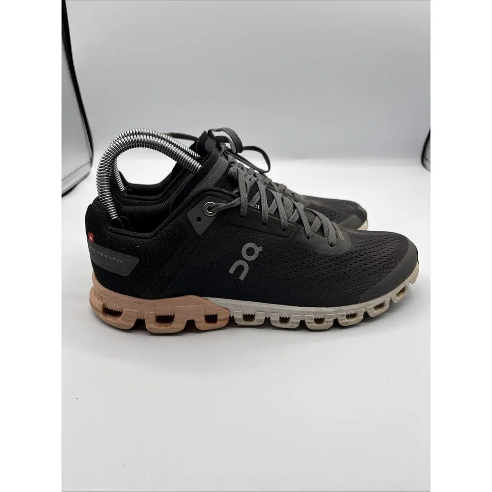 On Cloud Cloudflow Sneakers Womens Size 7 Rock Rose Colorway Training Gym